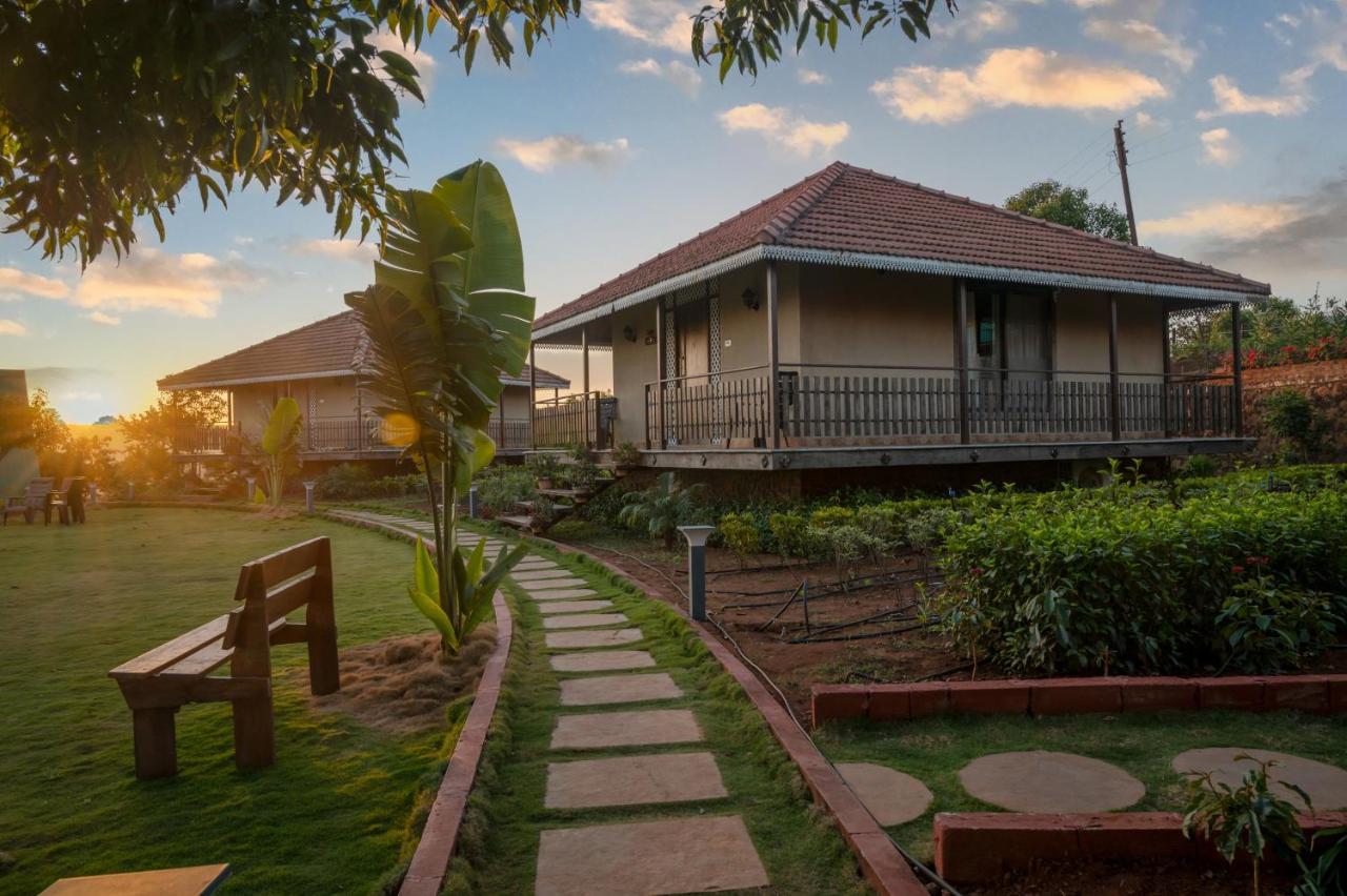 Nirvana Eco And Agro Resort Mahabaleshwar Bagian luar foto
