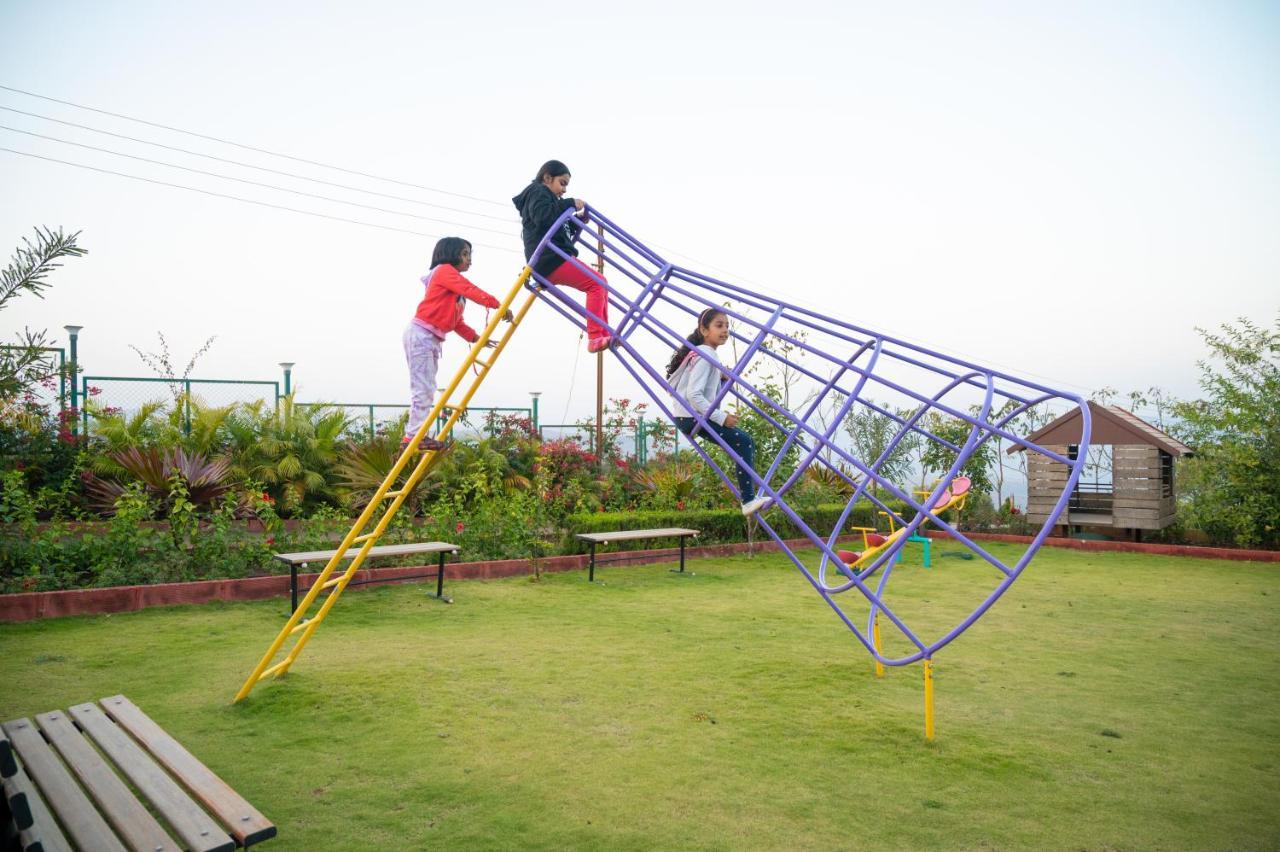 Nirvana Eco And Agro Resort Mahabaleshwar Bagian luar foto