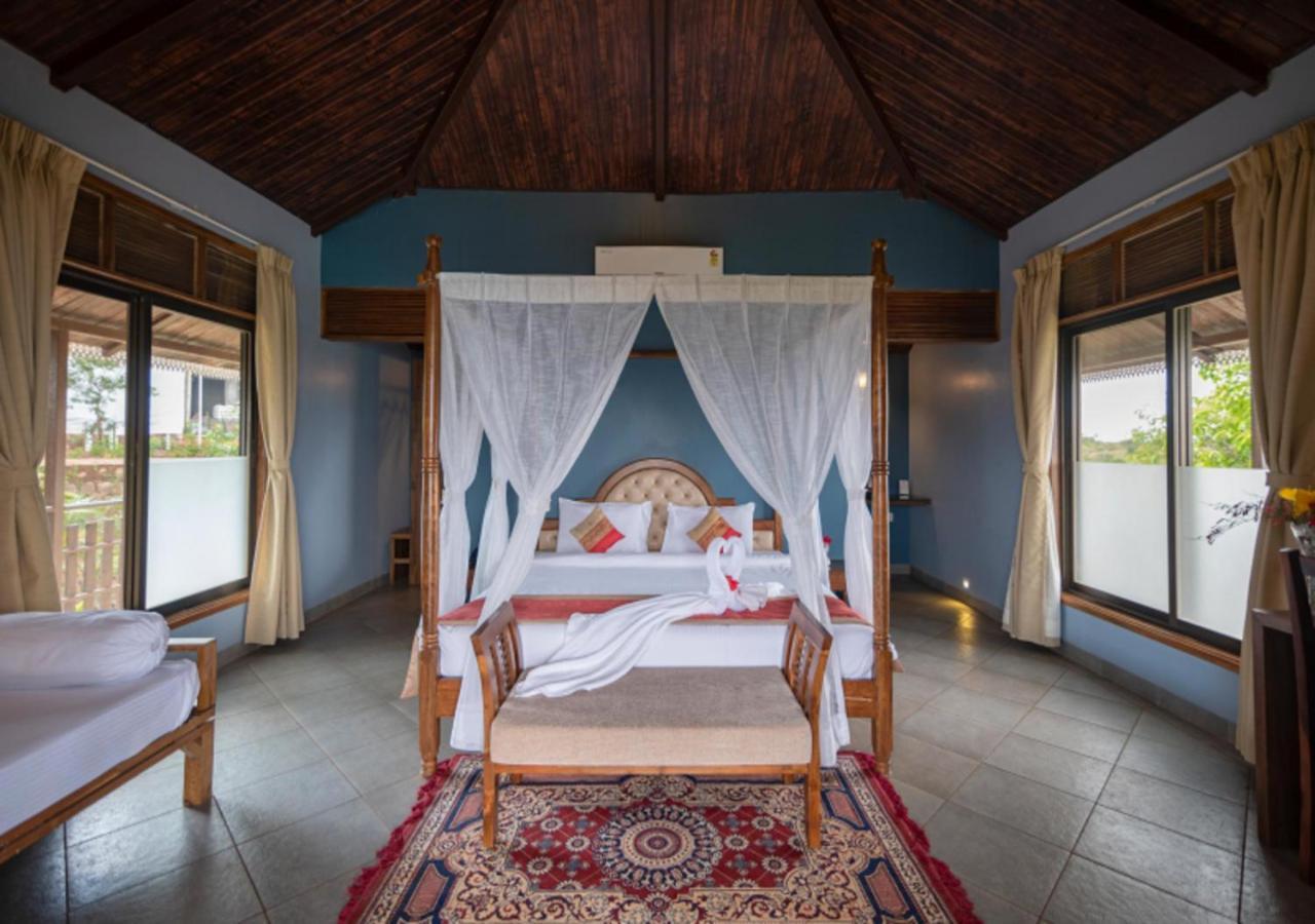 Nirvana Eco And Agro Resort Mahabaleshwar Bagian luar foto